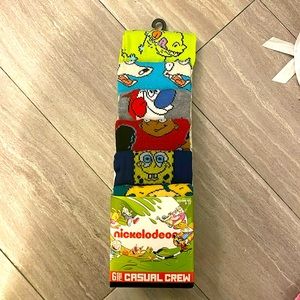 Awesome Nickelodeon casual crew socks! 🧦 fits shoes 8-12